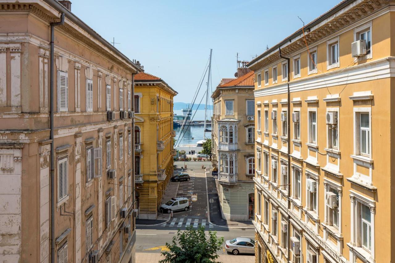 Apartments Diego Rijeka Exterior photo